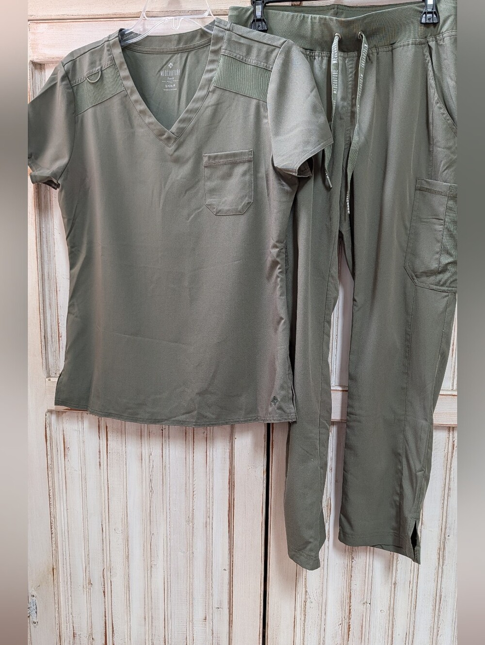 Medcouture Touch , Olive Green Scrub Set. Small